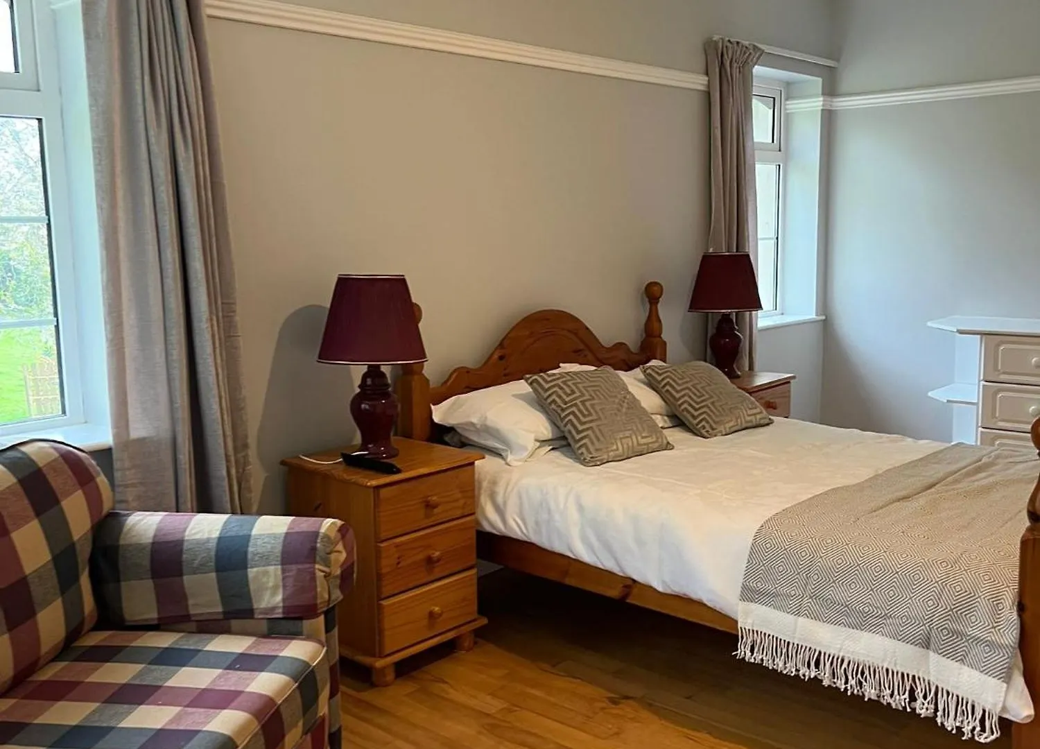Woodville Lodge Guesthouse Killarney Bed & Breakfast